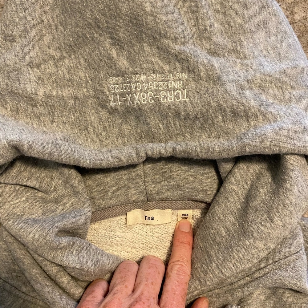 XXS TNA hoodie​​​​​ - Picture 4 of 7